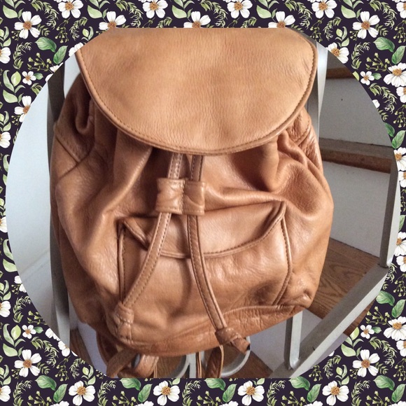 Handbags - Victoria Leather Trendy Chic Boho Backpack 🌹 $46